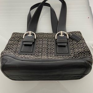 Black Coach Soho signature F10927 satchel